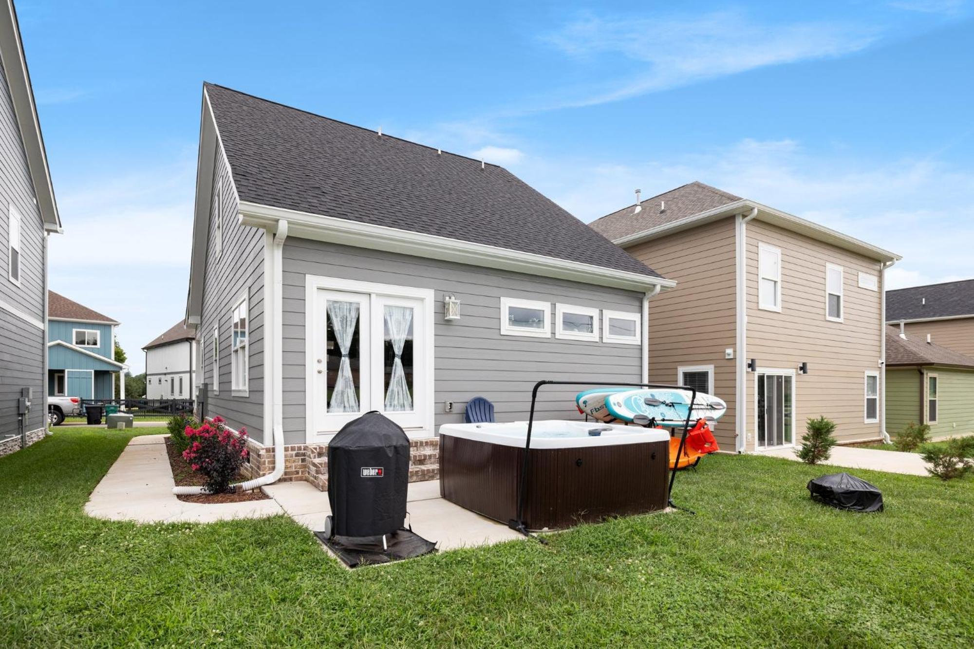 Cozy Lake Cottage W/ Kayaks, Sups, Pool & Firepit Winchester المظهر الخارجي الصورة